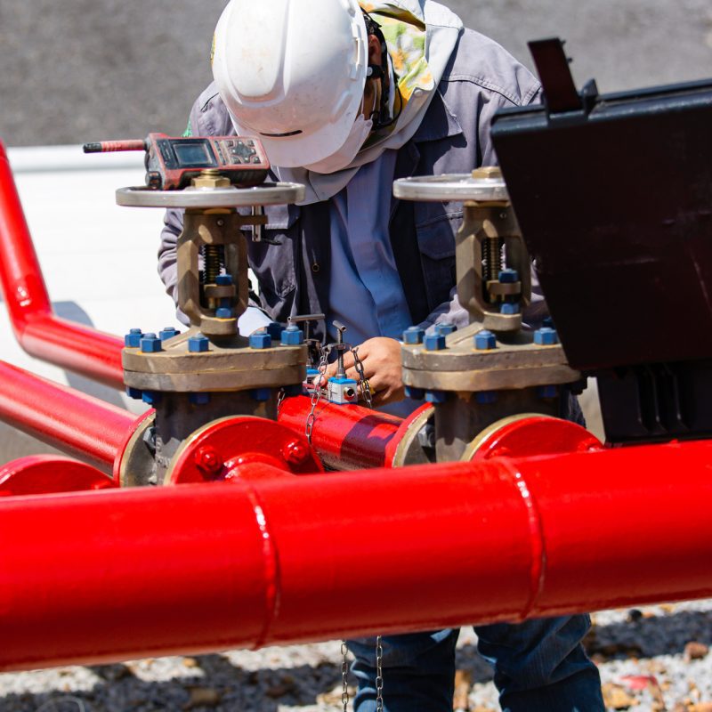 Réglementation spécifique aux installations de hydrants, opérations techniques maintenance et entretiens